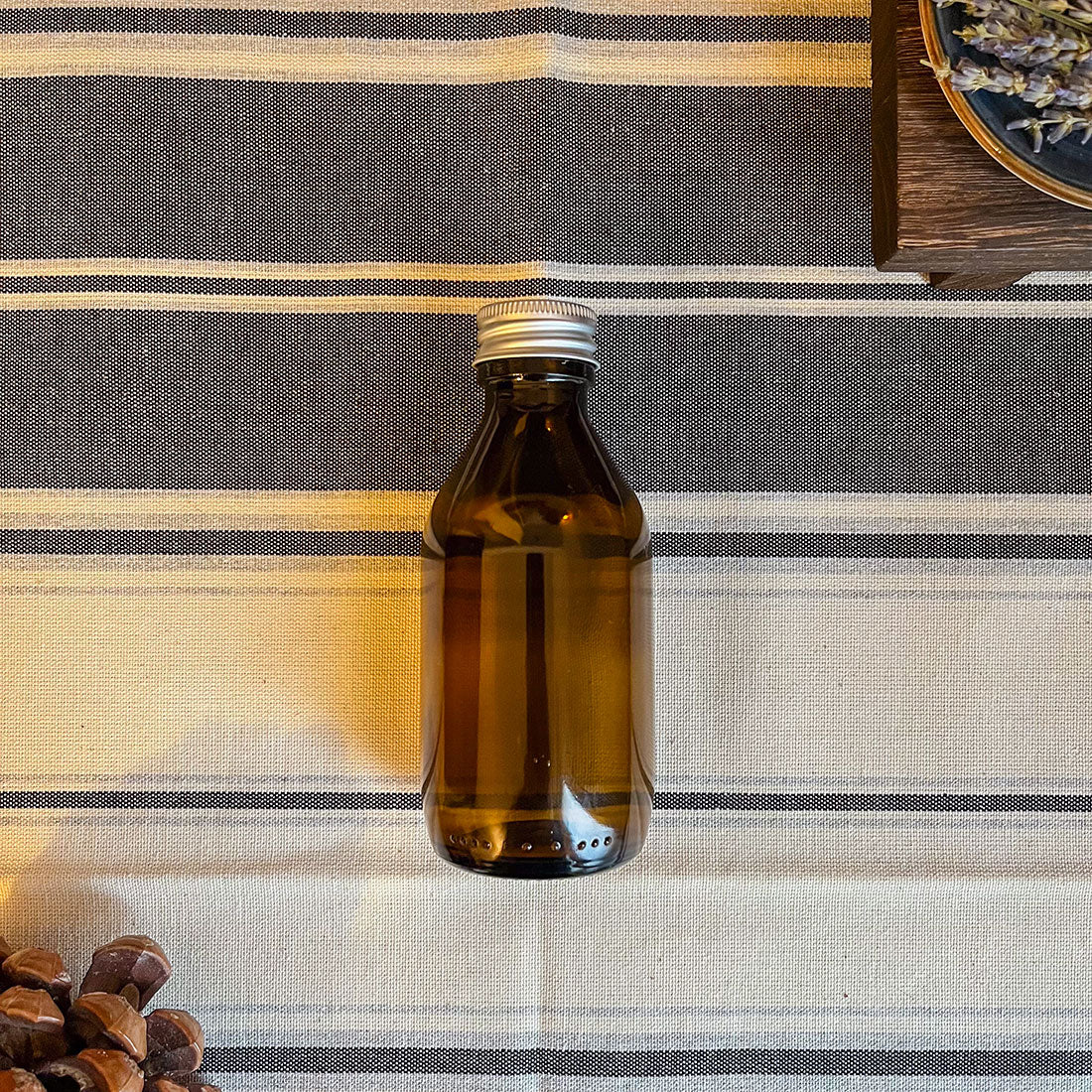 Flacon à sirop en verre ambré 150ml avec bouchon en aluminium