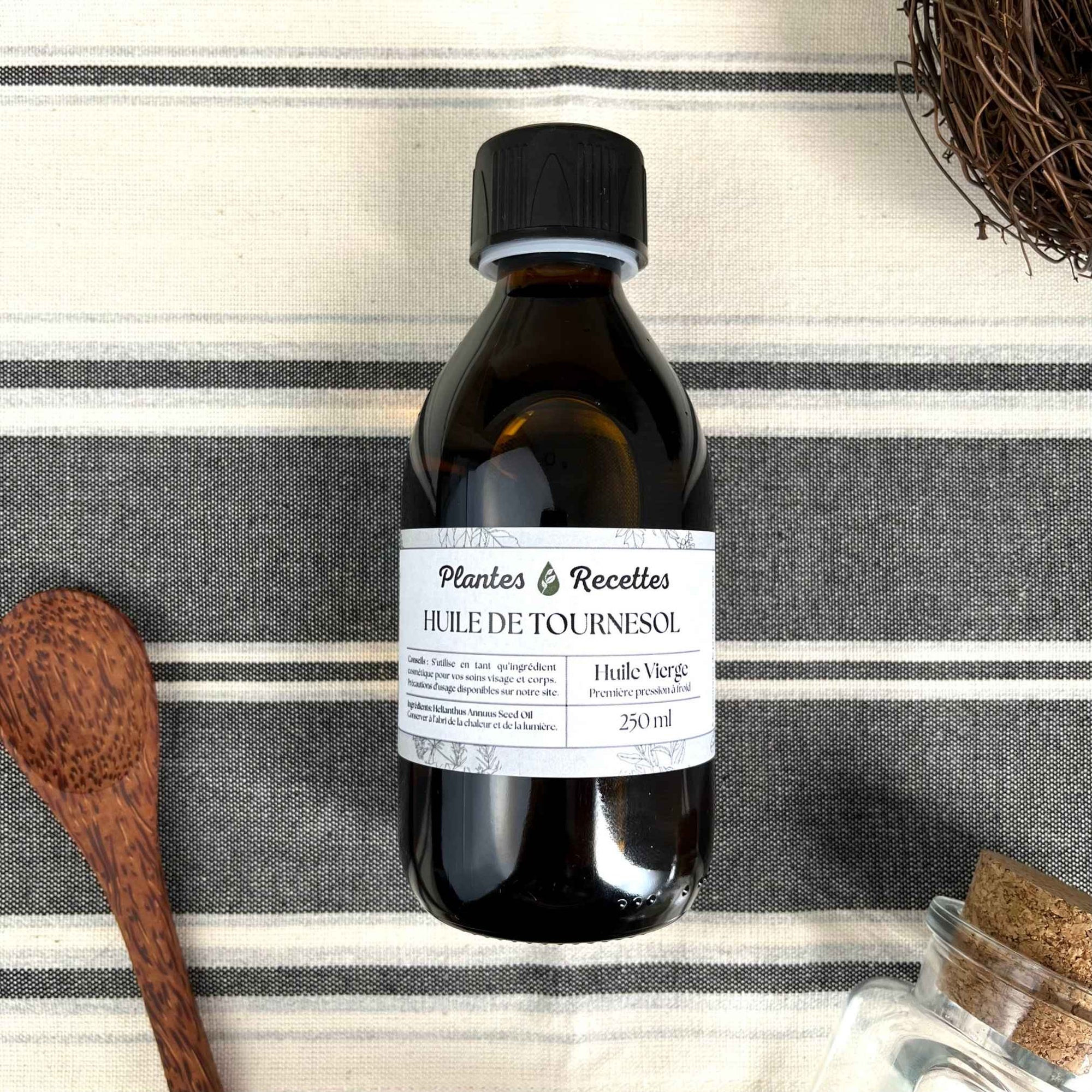 Huile de tournesol bio en bouteille de verre ambré de 250ml pour cosmétique et herboristerie - Plantes et Recettes