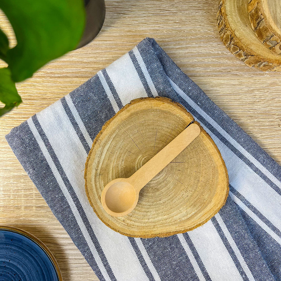 Mini Cuillère en Bois - Idéale pour Épices, Miel et Petites Portions
