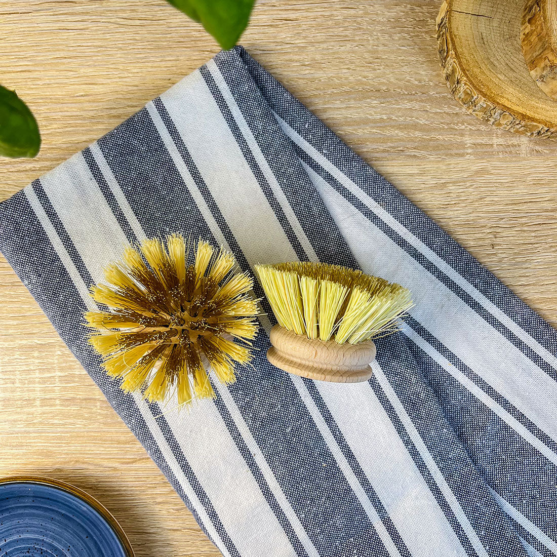 Tête de Brosse Vaisselle en Bois, Laiton et Fibres d’Agave