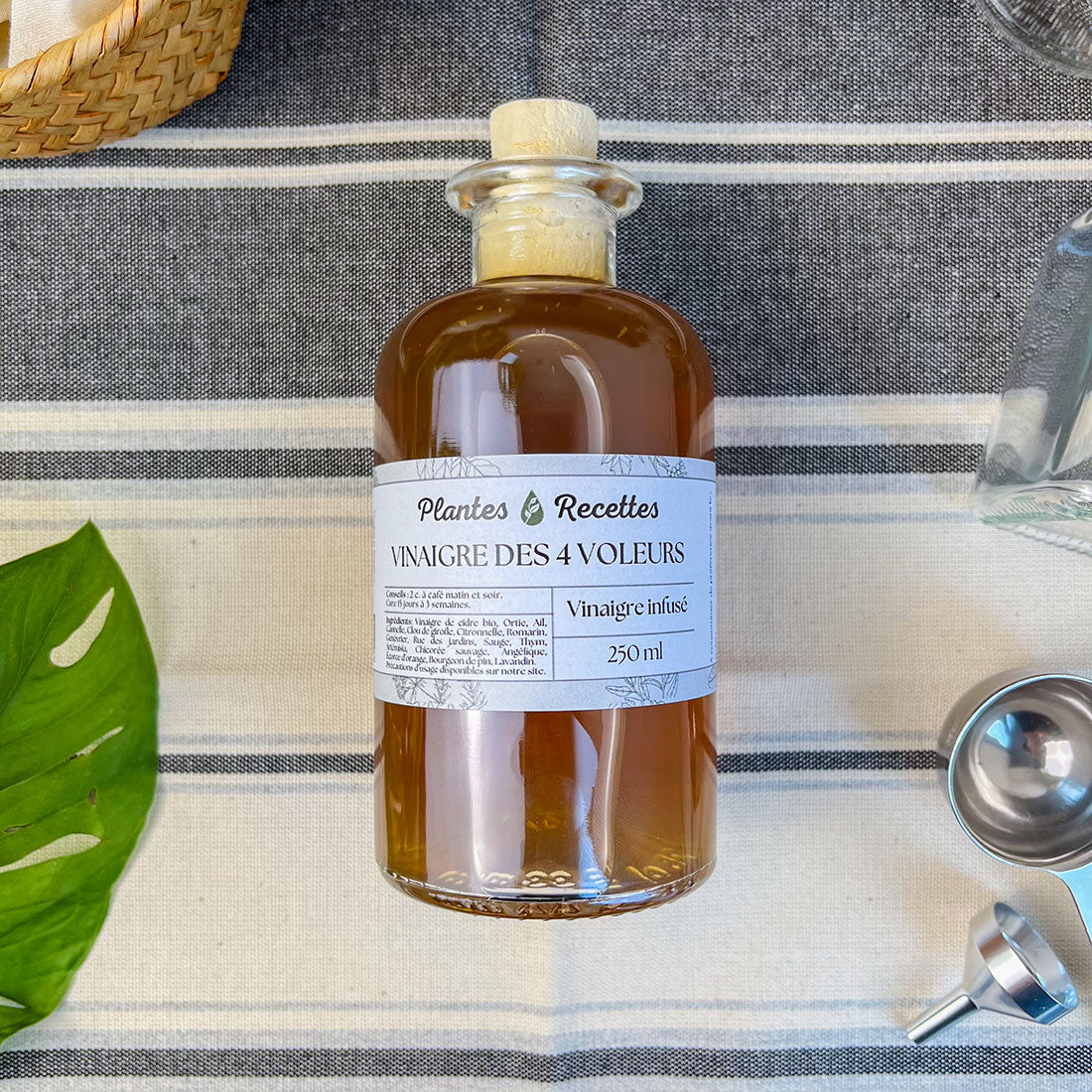 Vinaigre des 4 Voleurs BIO - Vinaigre Bien-ĂȘtre aux plantes aromatiques