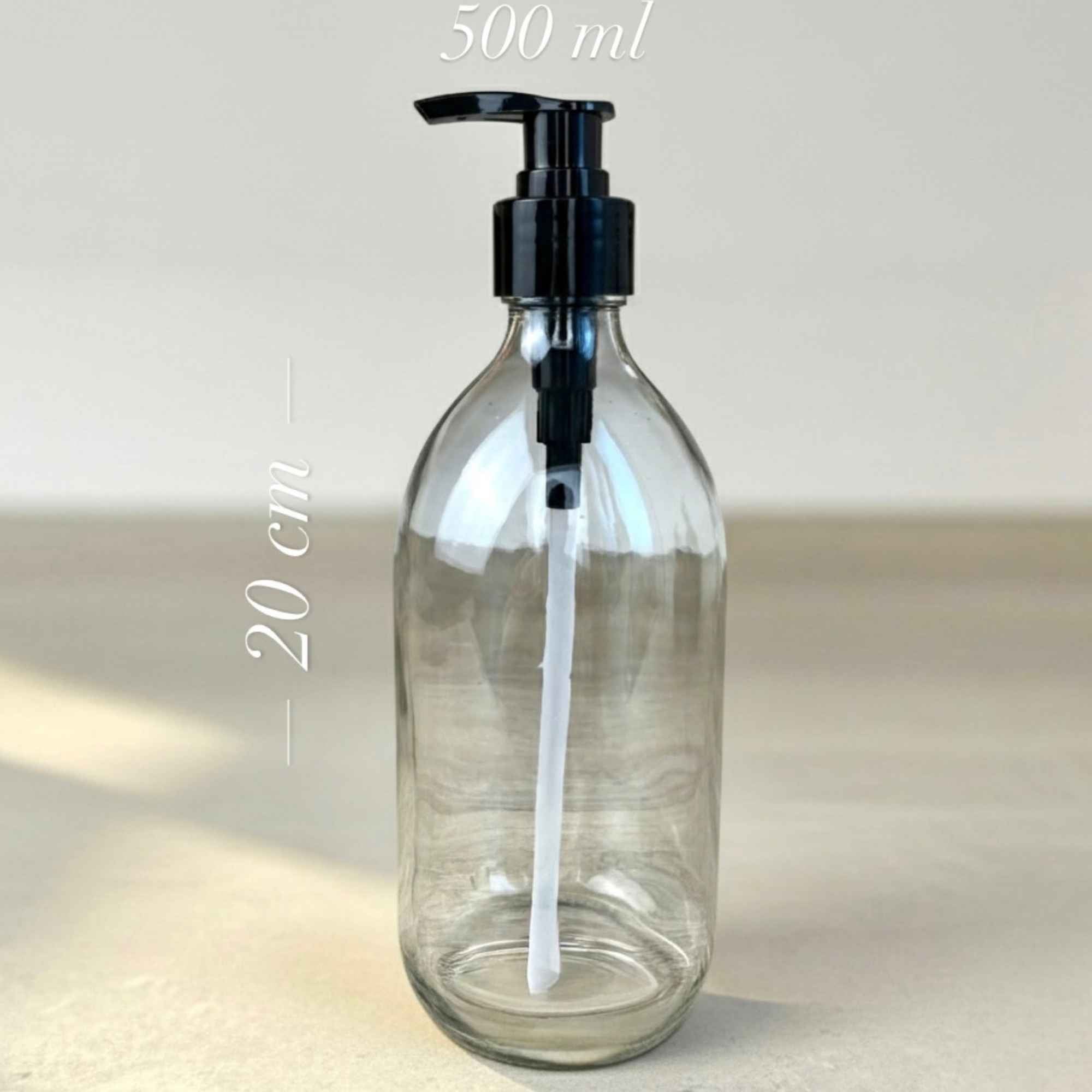 Flacon pompe en verre pour produits ménagers ou soins naturels.