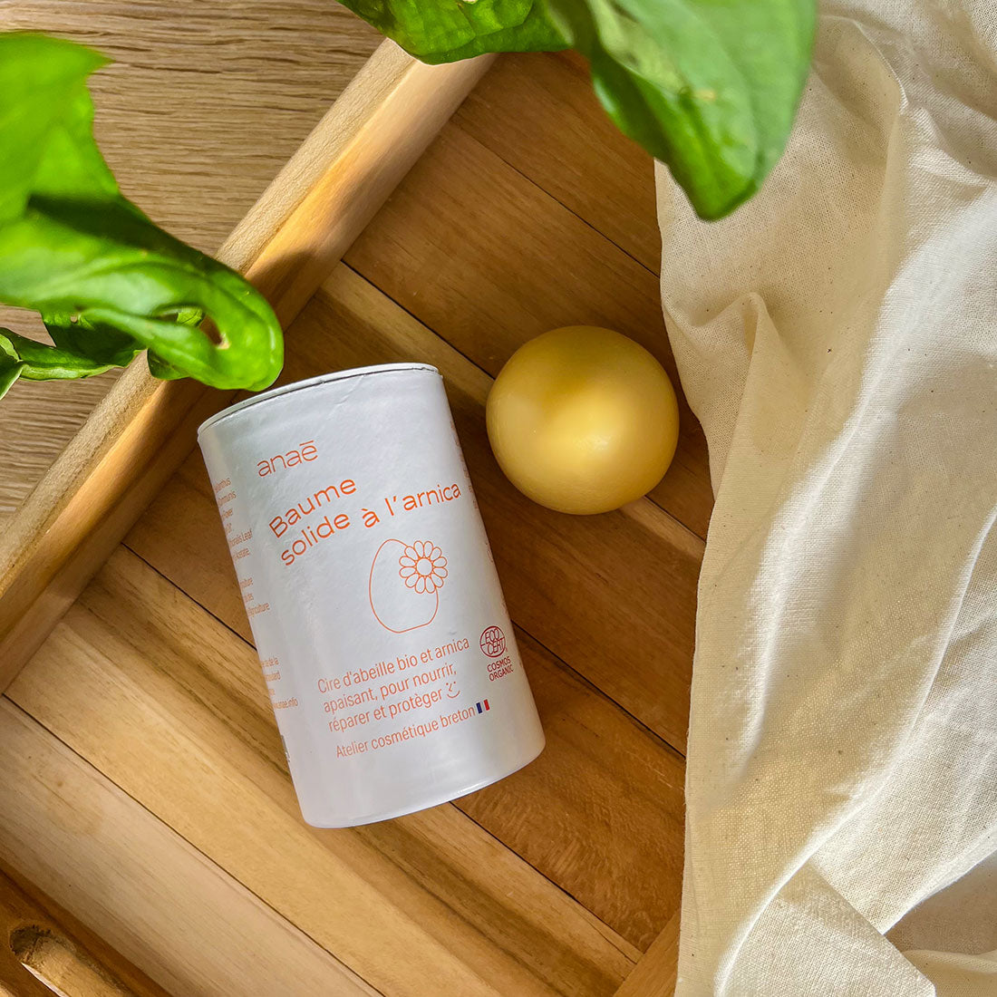 Baume solide à l'arnica 100% naturel pour peau sèche et fragile