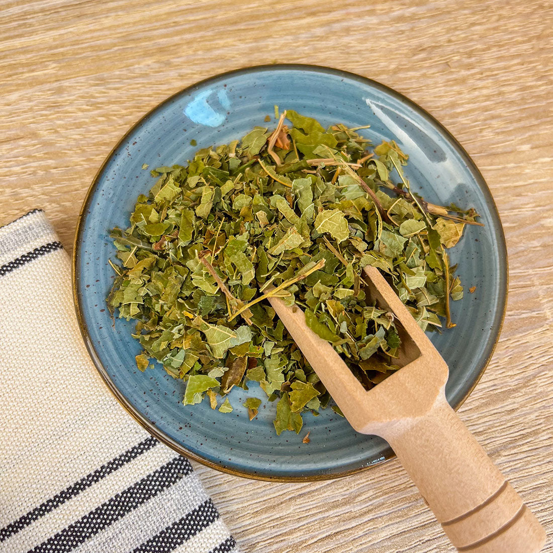 Noisetier Bio en vrac – Feuilles aux vertus astringentes et apaisantes