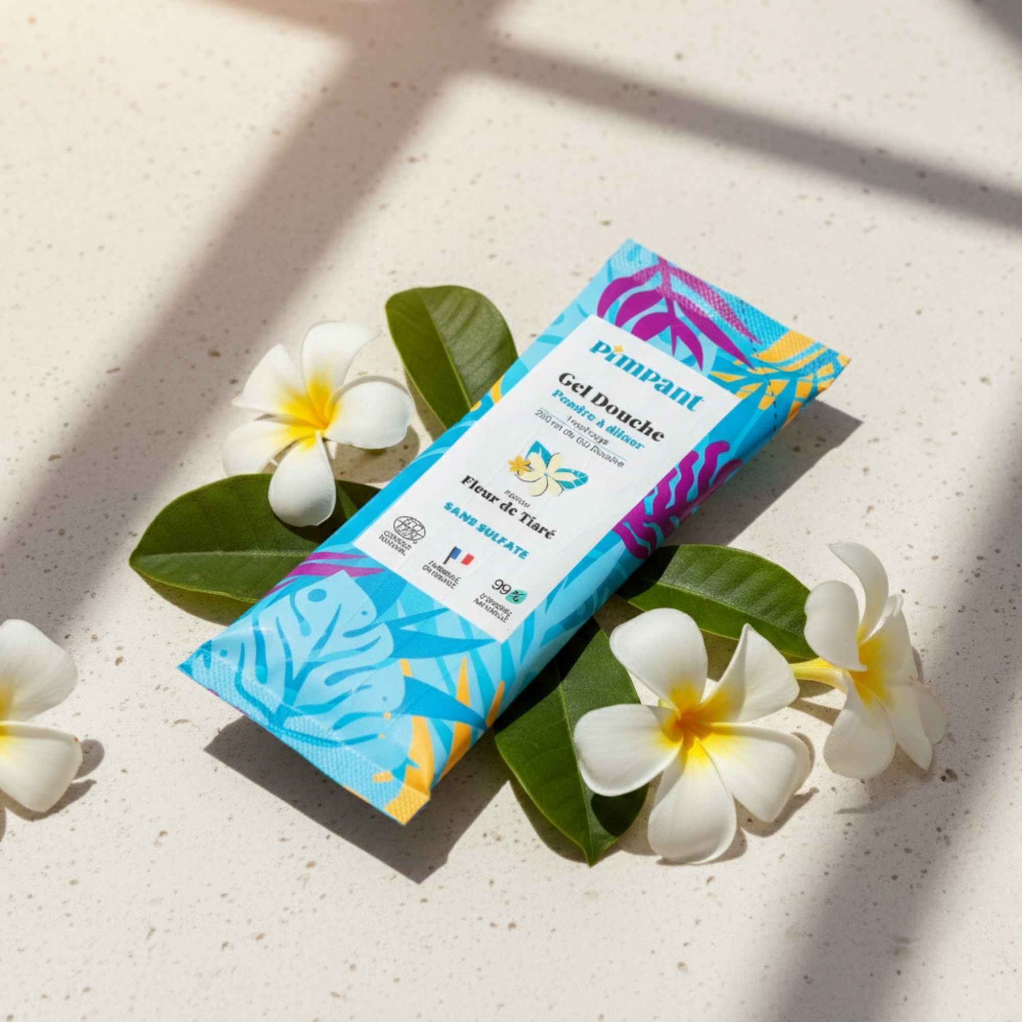 Gel douche Pimpant à la fleur de tiaré, recharge naturelle à diluer.