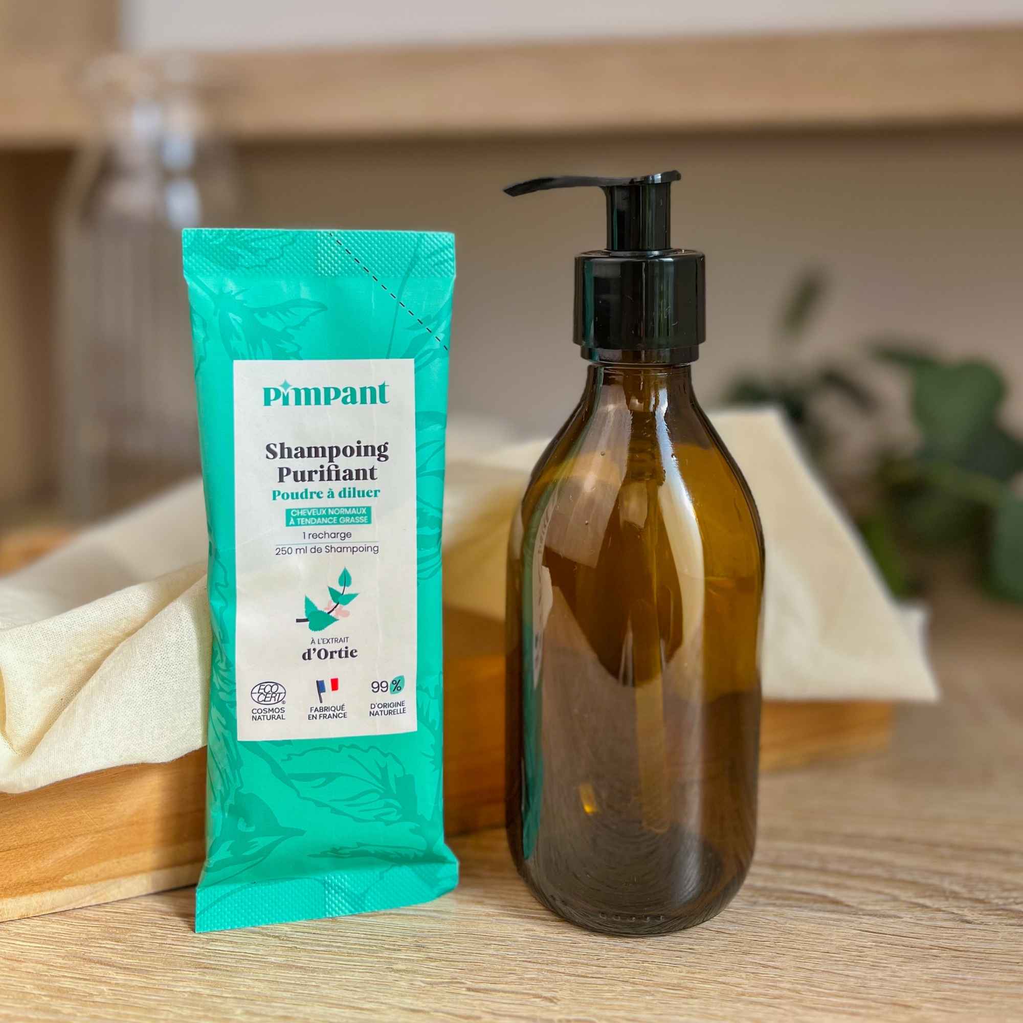 Recharge écoresponsable de shampoing purifiant à l’ortie.