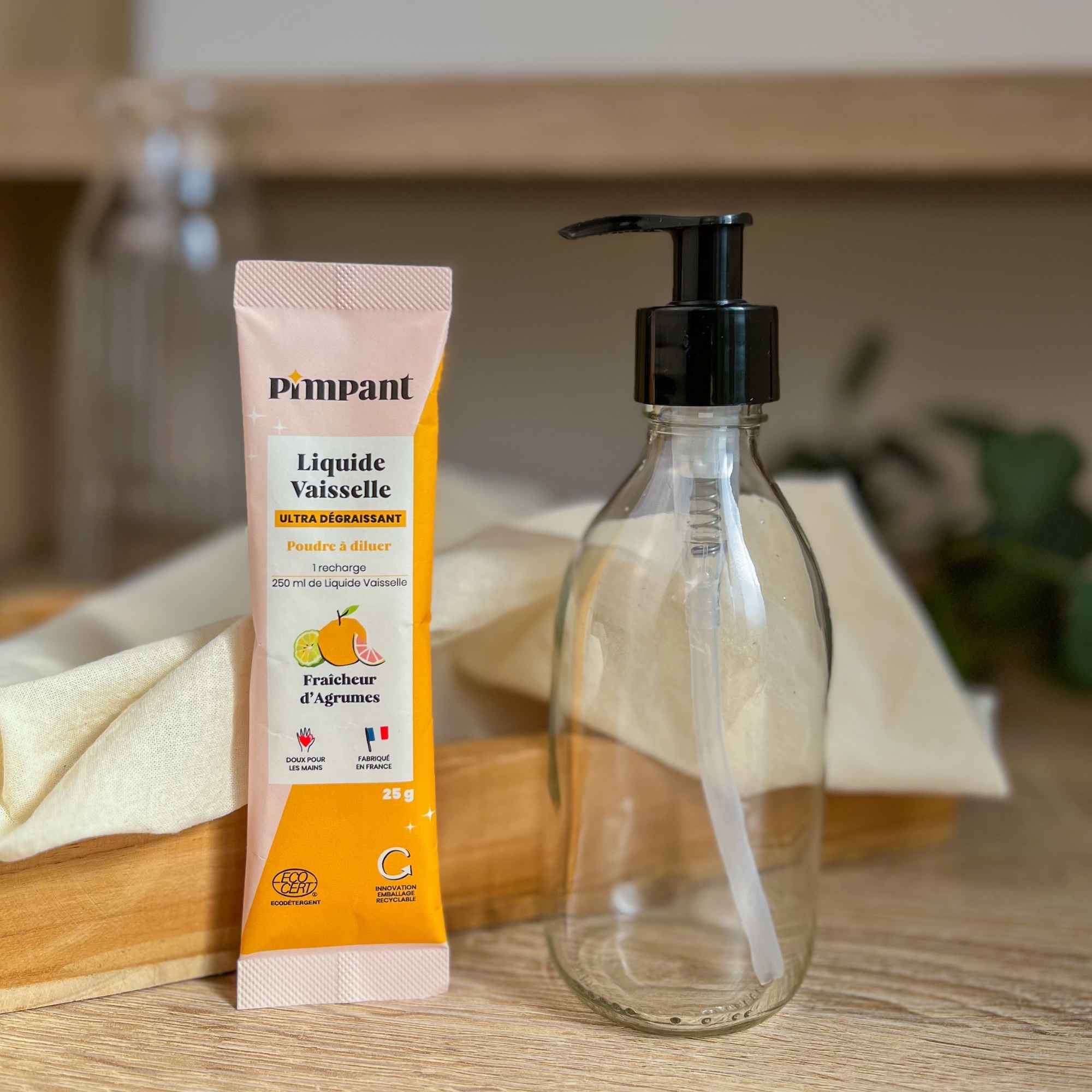 Liquide vaisselle à diluer, efficace et écologique.