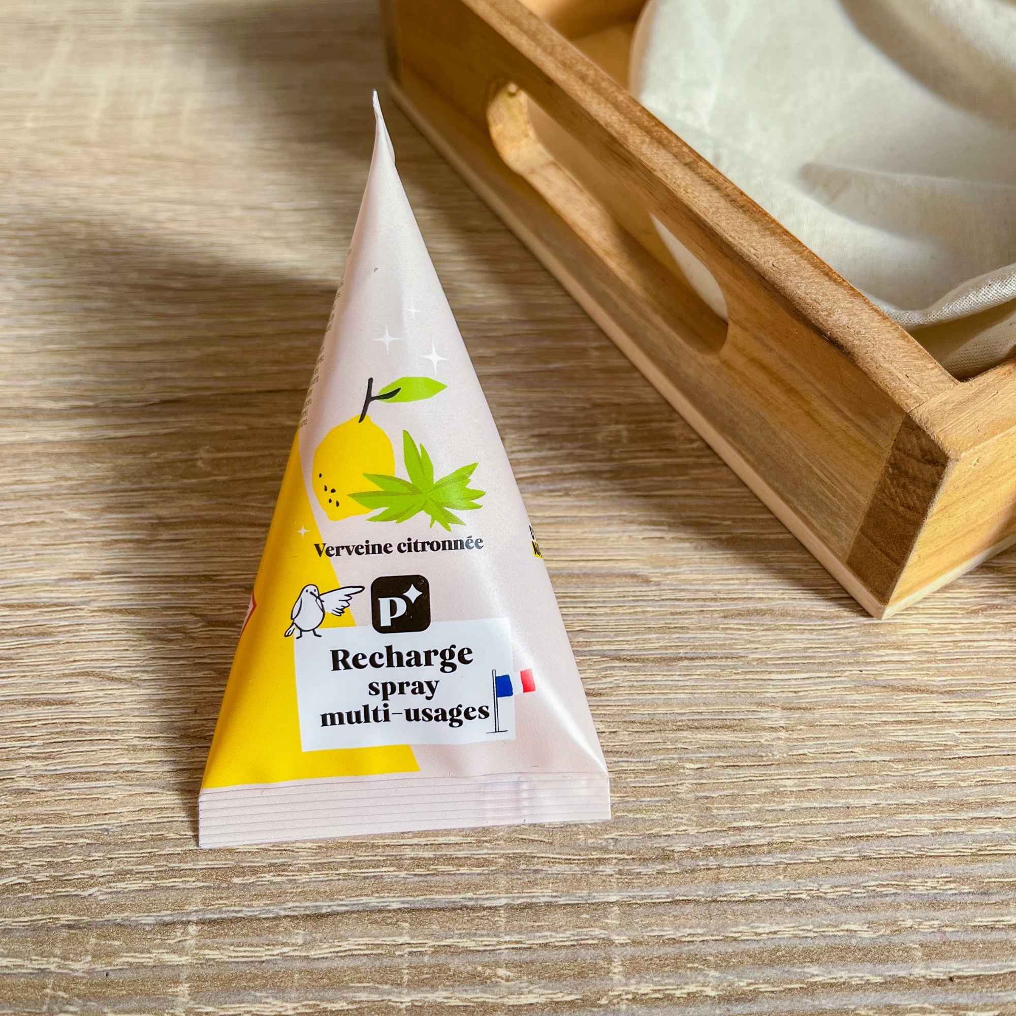 Produit ménager naturel et polyvalent à diluer.