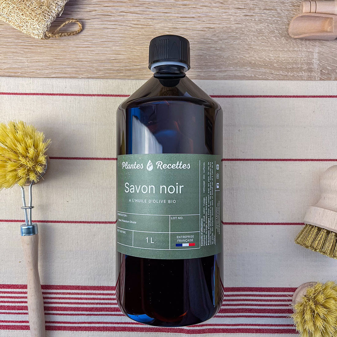 Savon Noir Liquide à l’Huile d’Olive Bio – Entretien Maison et Jardin