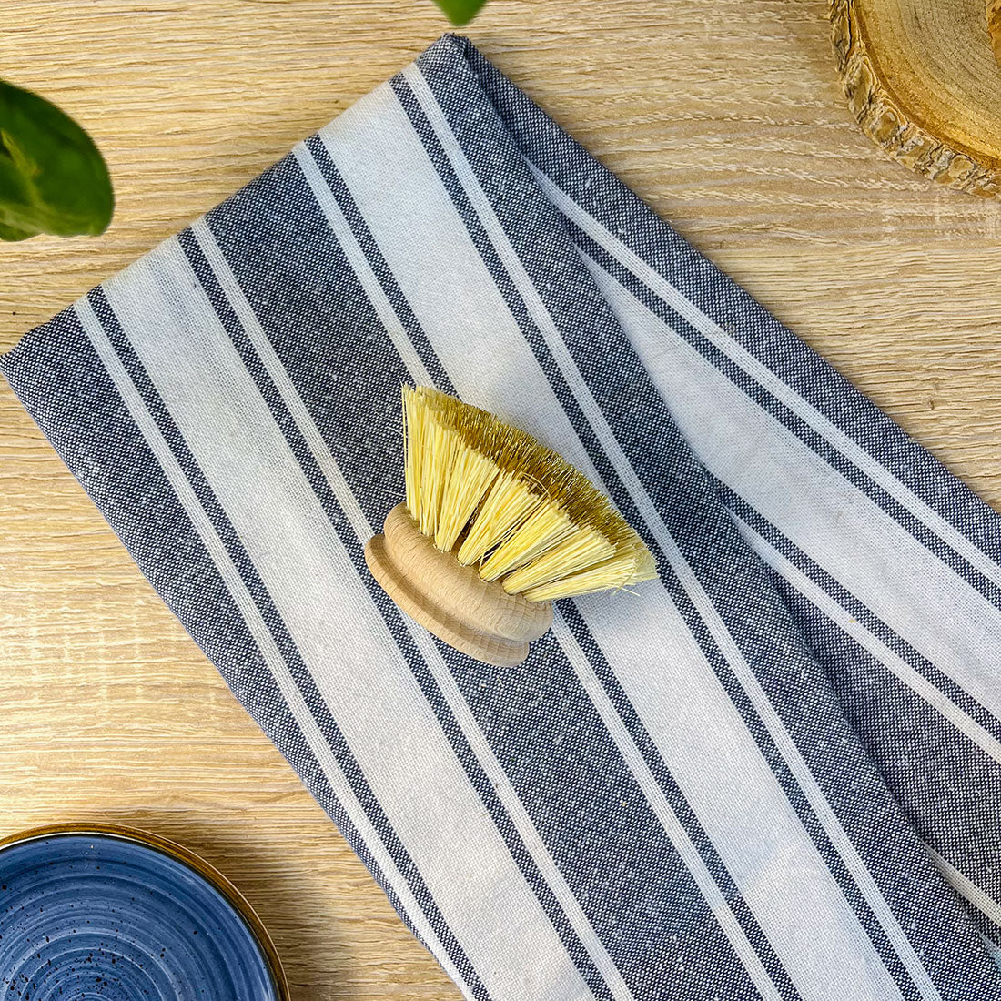 Tête de Brosse Vaisselle en Bois, Laiton et Fibres d’Agave