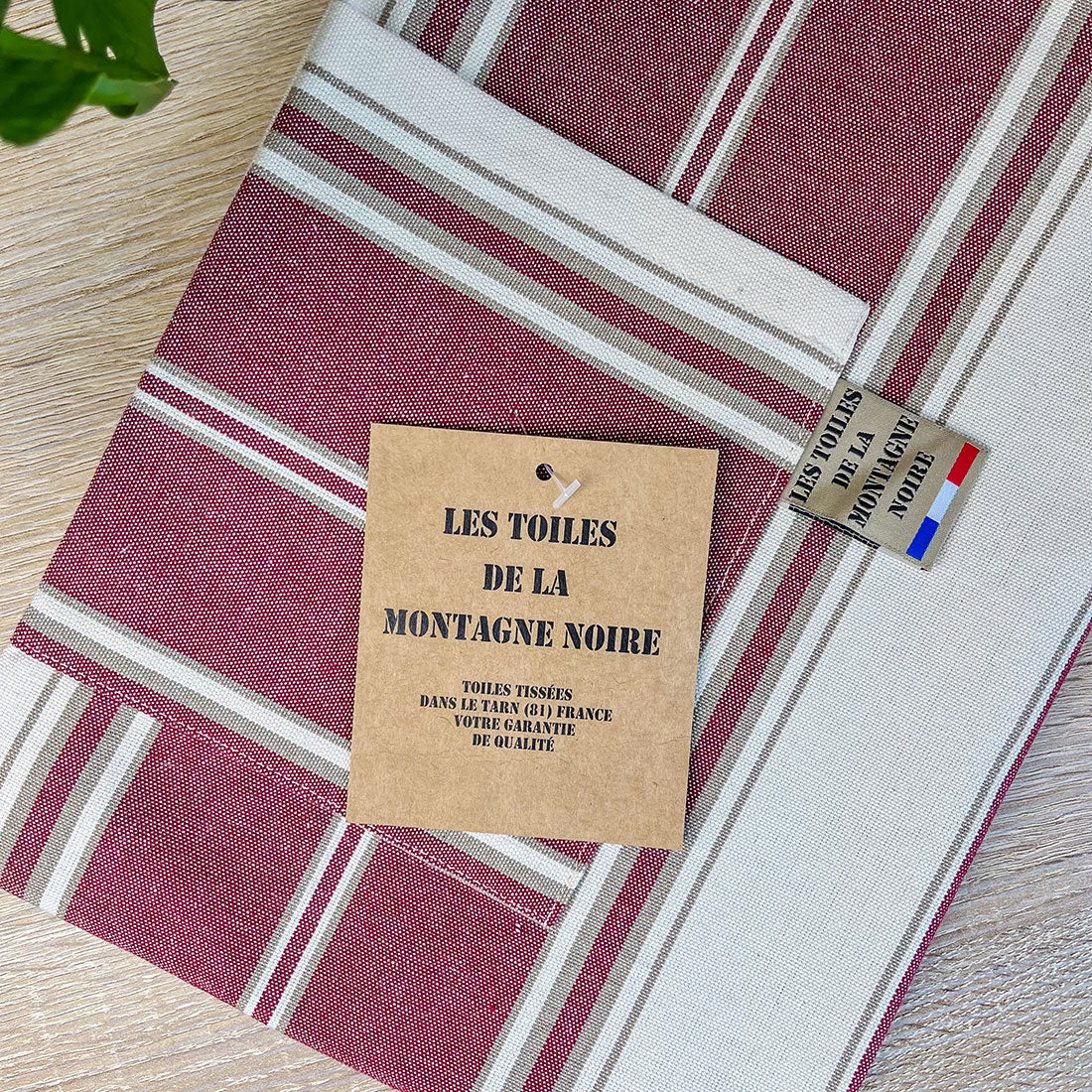 Tablier Rayé Grenat en Coton - Protection élégante pour la cuisine