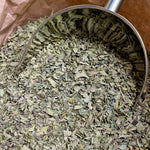 Verveine citronnée bio en feuilles coupées (Aloysia citriodora), également connue sous le nom de verveine odorante, présentée en vrac pour préparer des infusions, boissons fraîches et recettes maison.