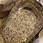 Photo de chardon marie  graines france bio séchée vendue par Plantes & Recettes, spécialisée en plantes médicinales de qualité.