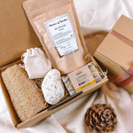 Coffret Bain Relaxant avec sélection de soins naturels pour le bain, présenté par Plantes & Recettes