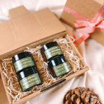 Coffret Les Baumes Essentiels avec une sélection de baumes naturels pour le soin de la peau, présenté par Plantes & Recettes