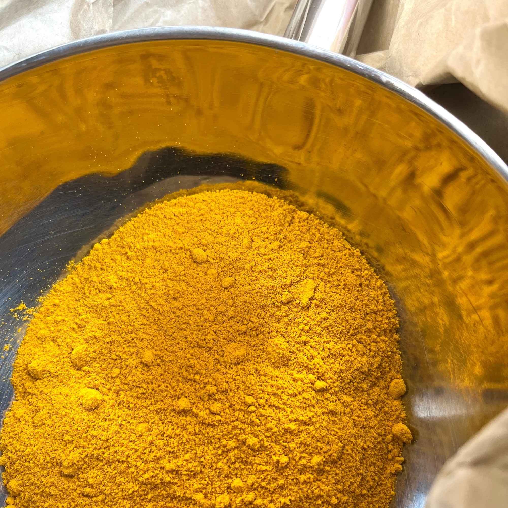 Poudre de curcuma bio Plantes & Recettes, qualité herboristerie, riche en curcumine, idéale pour gélules maison, golden latte et recettes bien-être.