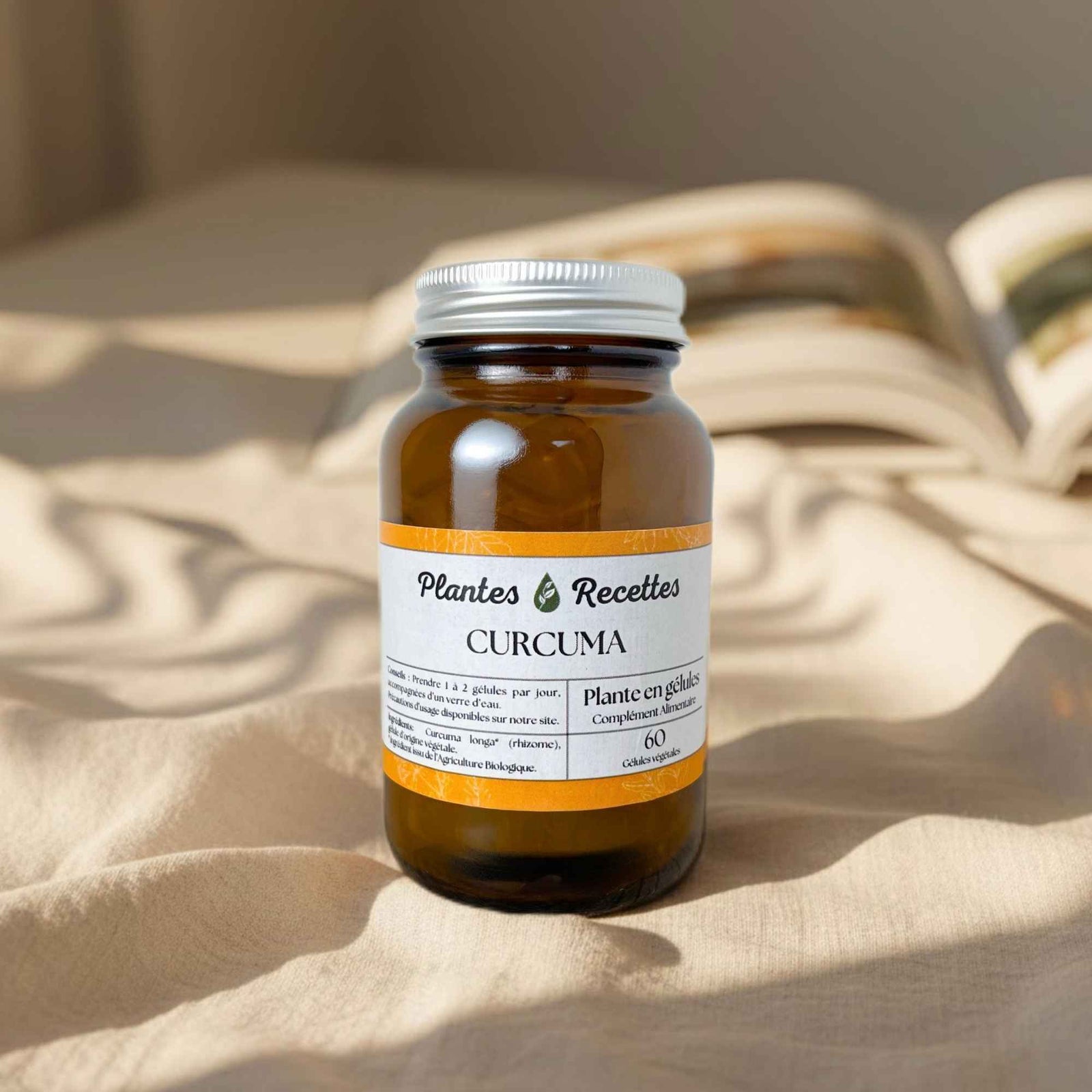 Gélules de curcuma et pipérine bio Plantes & Recettes, complément pour le confort des articulations et faciliter la digestion, qualité herboristerie, fabrication française, capsules végétales vegan en pilulier verre ambré, cure 1 mois.