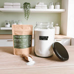 Mélange d’enzymes naturelles pour booster l’efficacité des lessives maison.