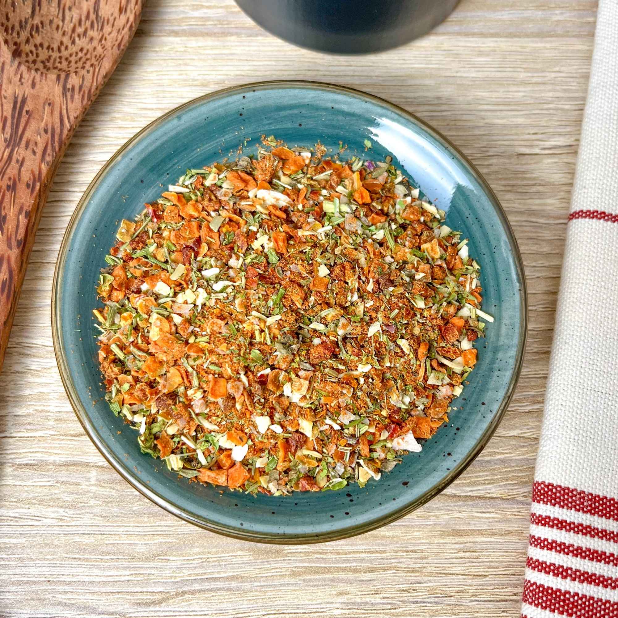 Mélange d’épices bolognaise bio en vrac, association d’épices aromatiques pour sauces et plats italiens.