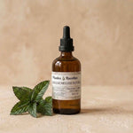 Huile de Menthe Poivrée BIO Plantes & Recettes, macérât huileux artisanal traditionnellement apprécié pour accompagner les massages des jambes.