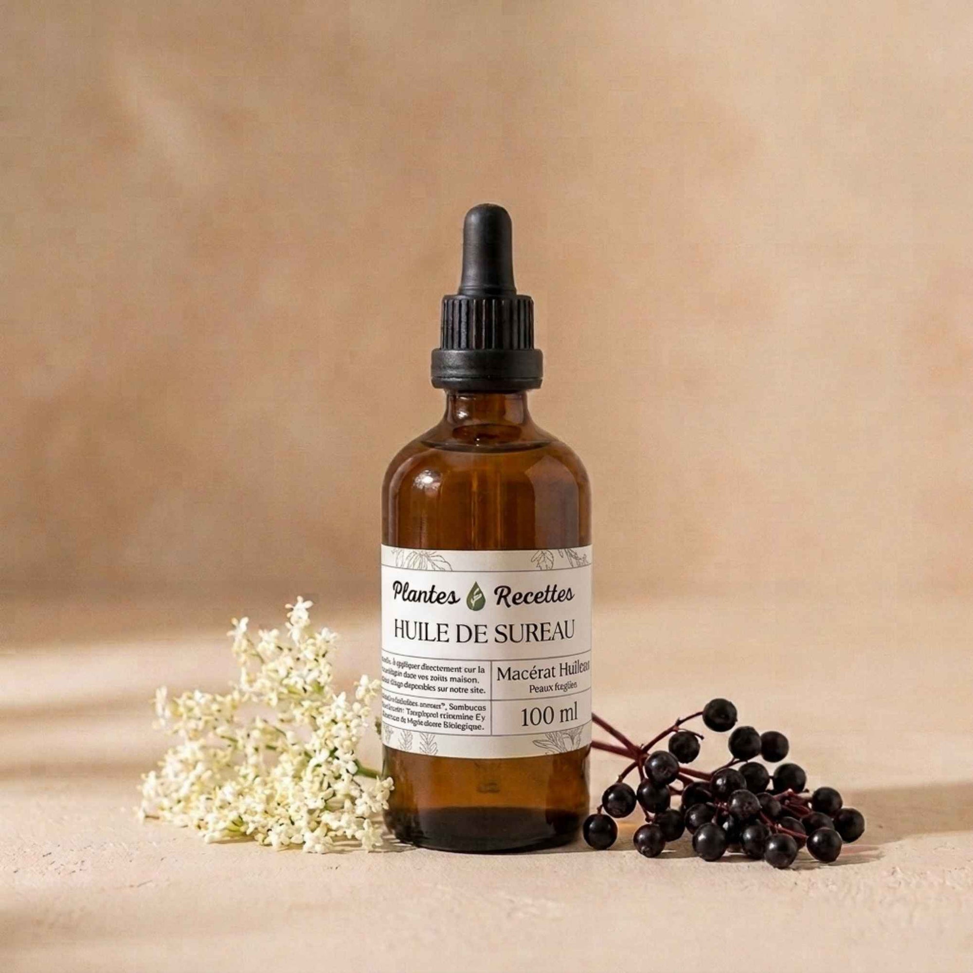 Huile de Sureau BIO Plantes & Recettes, macérât huileux artisanal traditionnellement apprécié pour accompagner les soins des peaux fragiles.