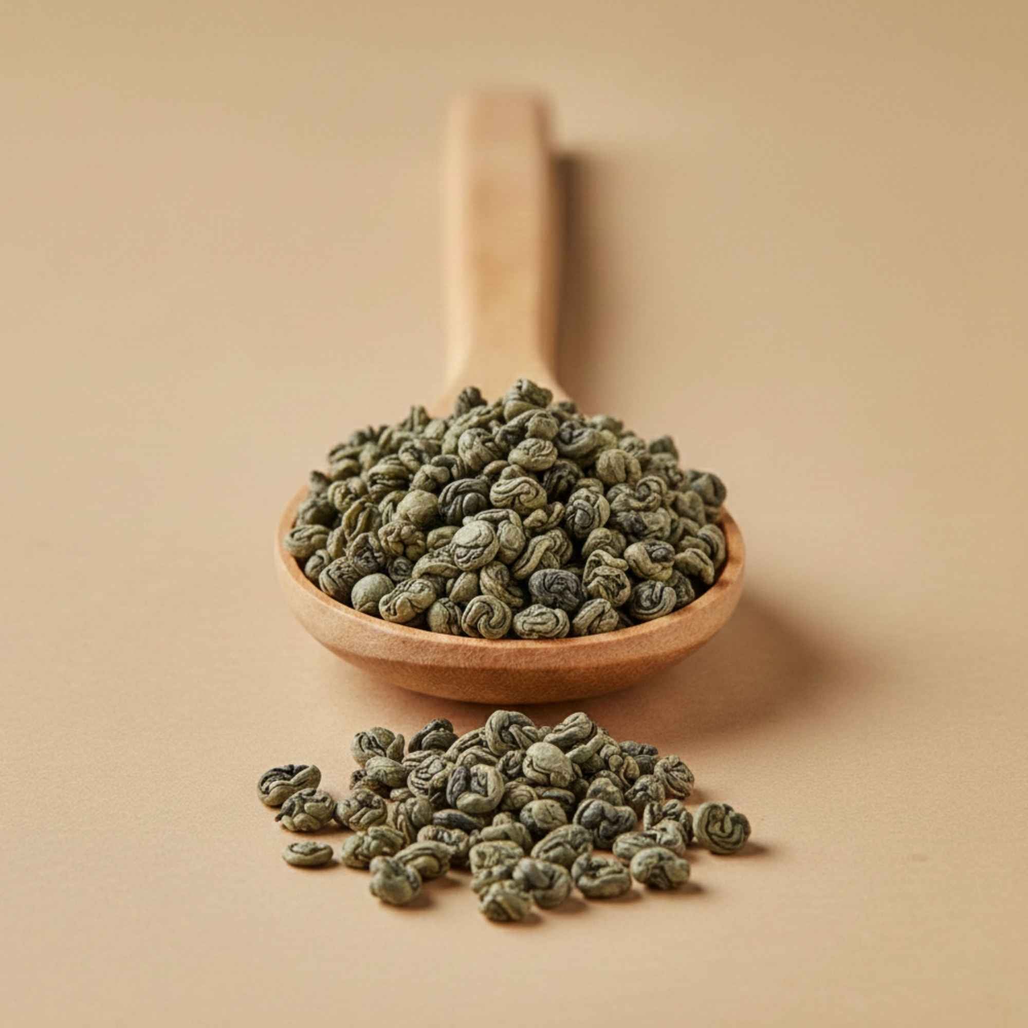 Thé vert bio en feuilles entières – infusion aux notes végétales fraîches