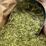 Photo de livèche  feuilles bio séchée vendue par Plantes & Recettes, spécialisée en plantes médicinales de qualité.