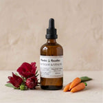 Macérât huileux bio Éclat & Vitalité Plantes et Recettes, association de carotte et hibiscus pour illuminer le teint