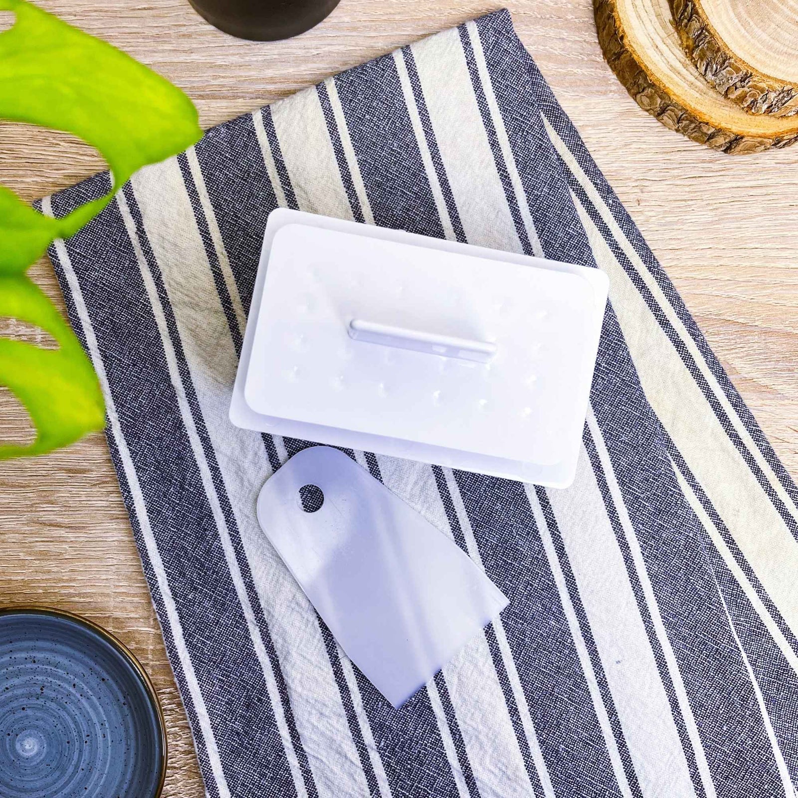 Machine manuelle pour fabriquer ses propres gélules à partir de poudres, compatible avec gélules taille 0.