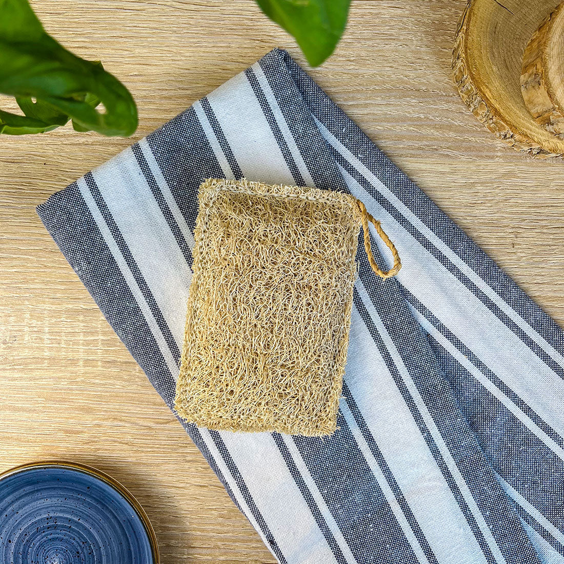 Éponge en luffa végétal – Lavable, compostable et durable