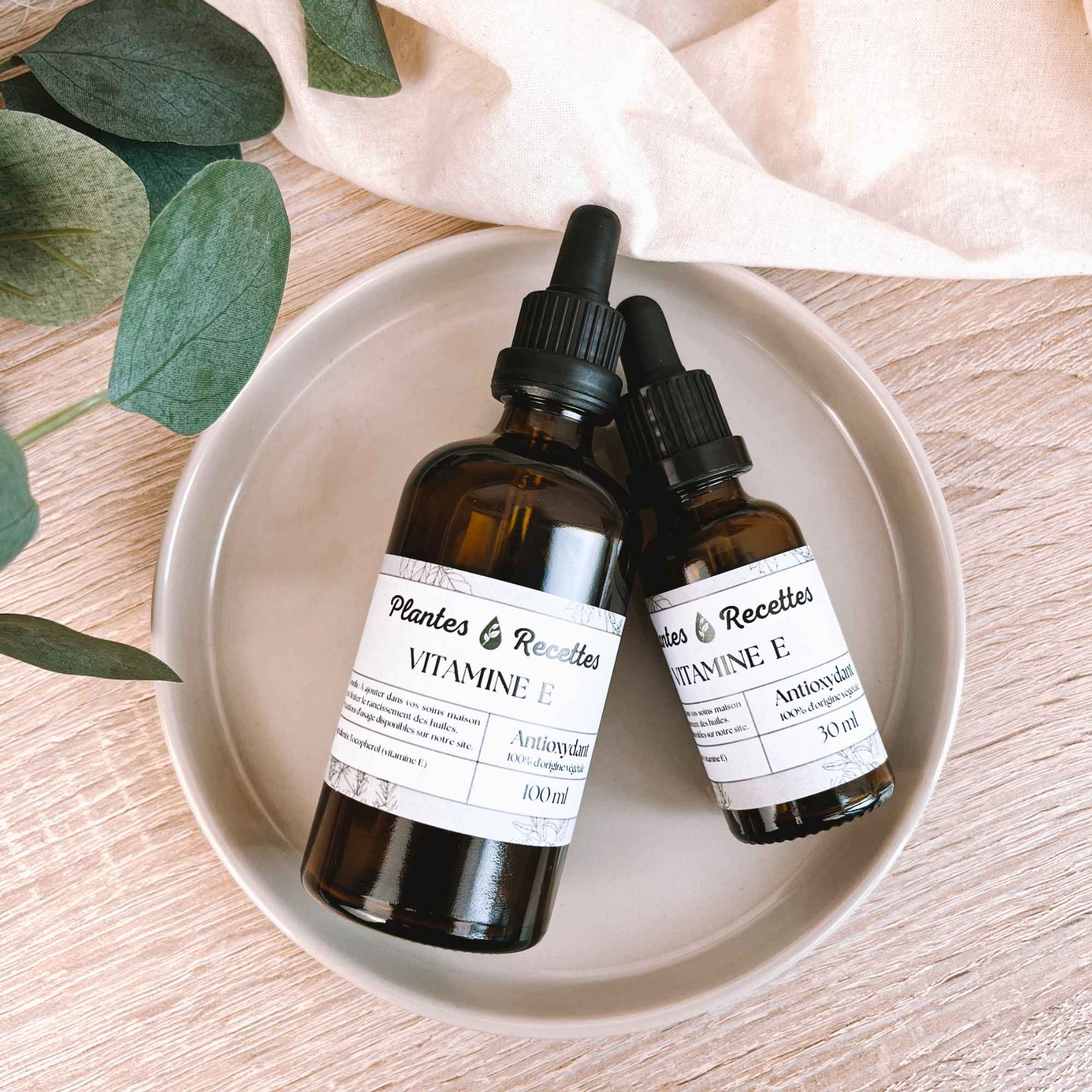 Vitamine E naturelle pour prolonger la durée de vie des crèmes et baumes faits maison.